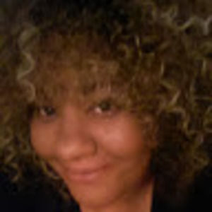 Meet your Posher, Suzette